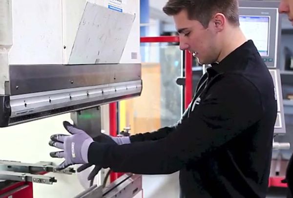 Elsing Brüning - Video